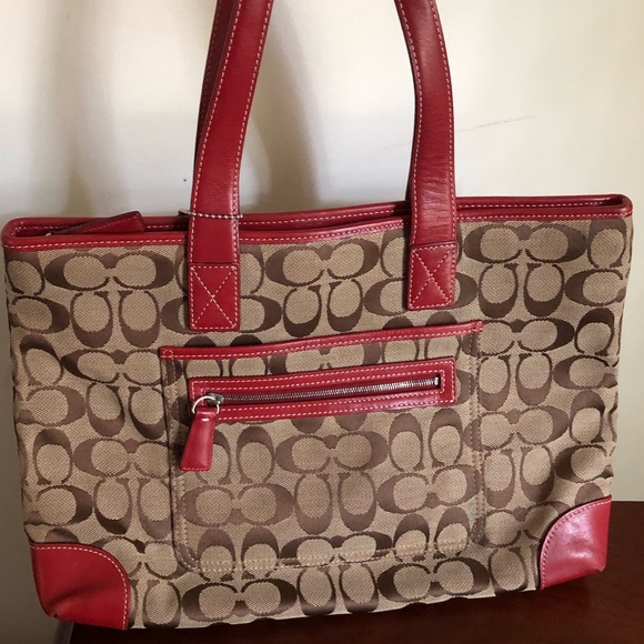 Coach Handbags - 100% Authentic Vintage COACH Signature C Tote